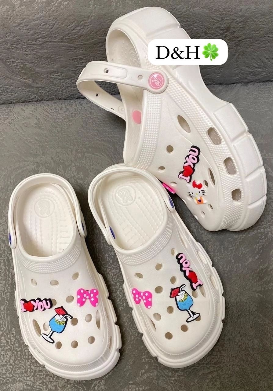 женские кроксы,кроксы женские модные 2025-2025,,джибитс crocs сандалии,кроксы