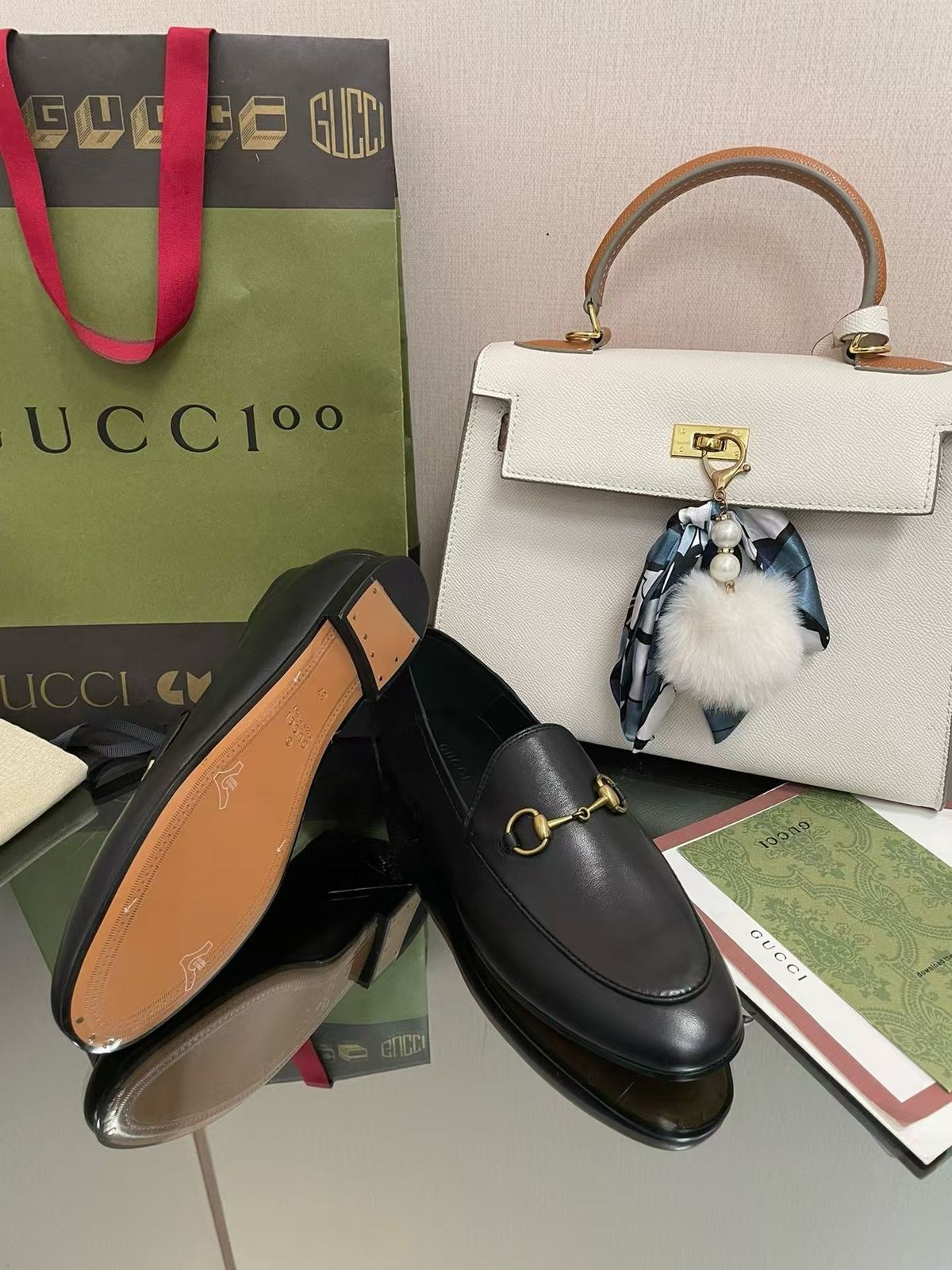 gucci loafers,gucci horsebit loafers,gucci loafers 2025,лоферы женские gucci,лоферы стильные