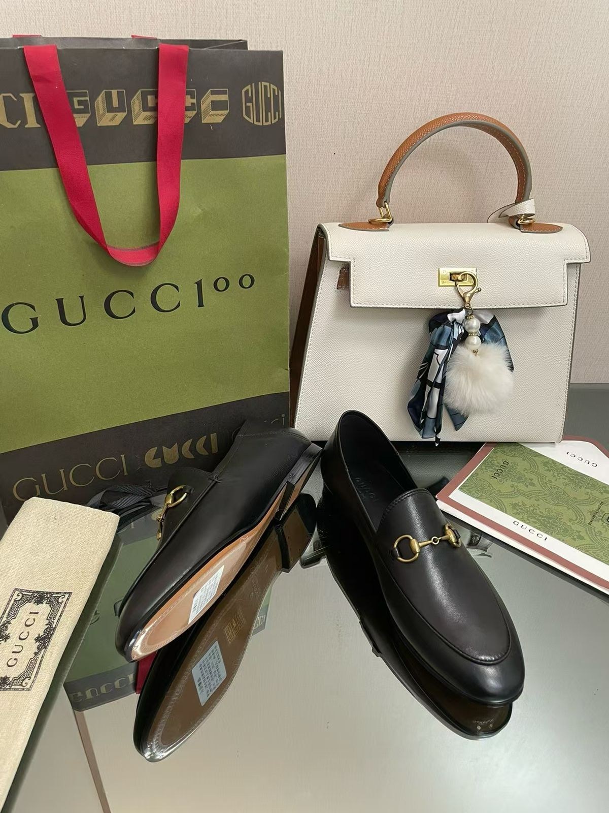 gucci loafers,gucci horsebit loafers,gucci loafers 2025,лоферы женские gucci,лоферы стильные