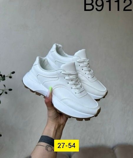 ,женские кроссовки,женские белые кроссовки,белые кроссовки,кроссы женские