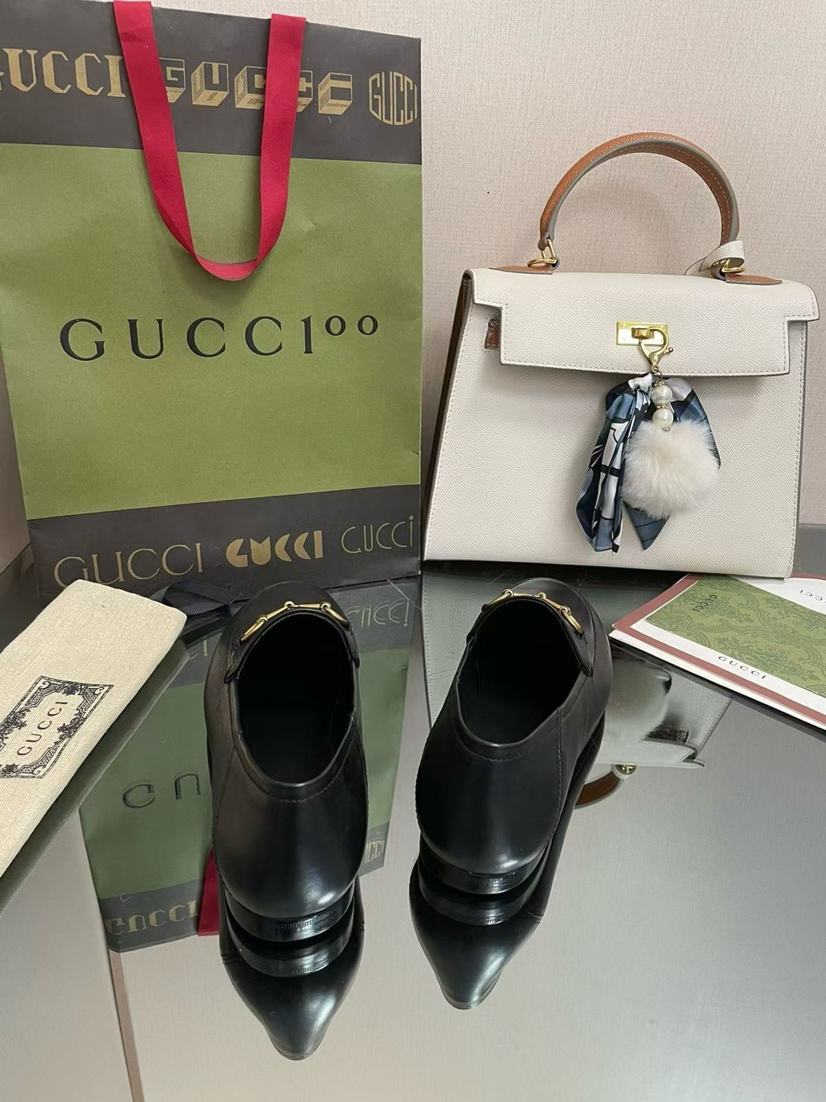 gucci loafers,gucci horsebit loafers,gucci loafers 2025,лоферы женские gucci,лоферы стильные