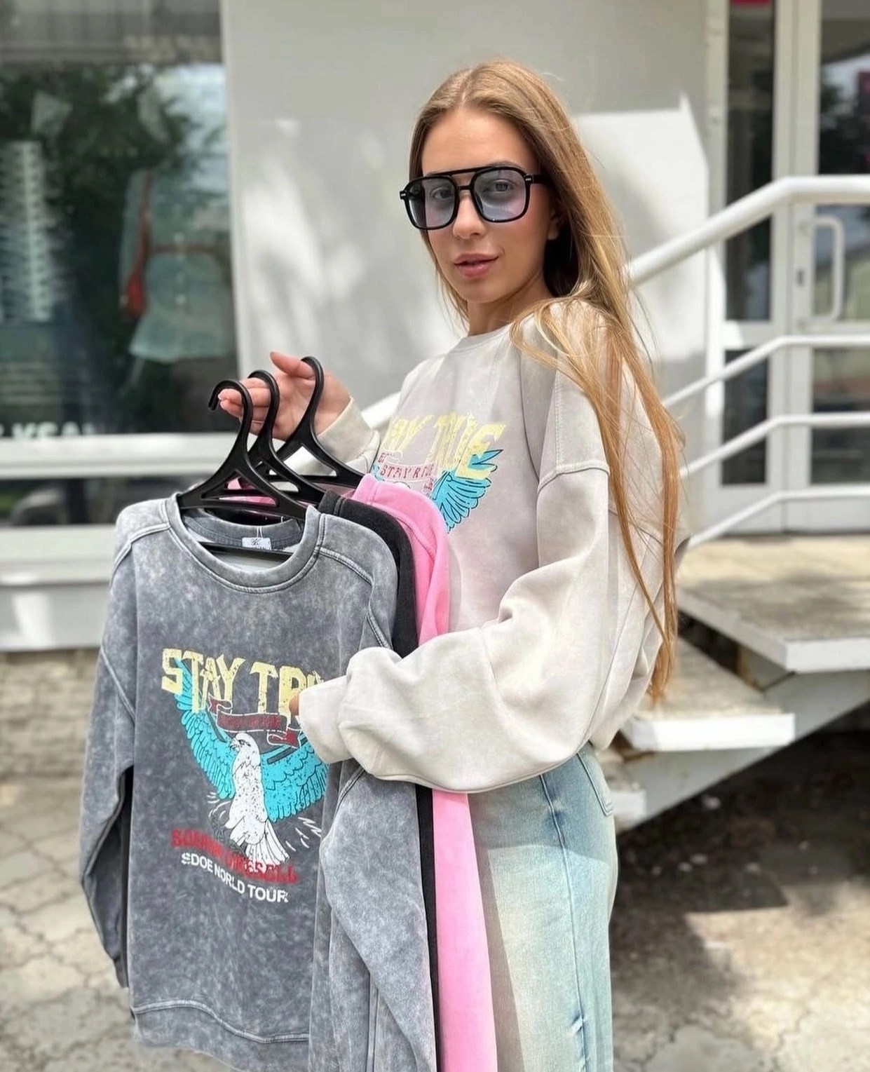 свитшот и толстовка,повседневный свитшот,толстовка модная,свитшоты женские,свитшот оверсайз