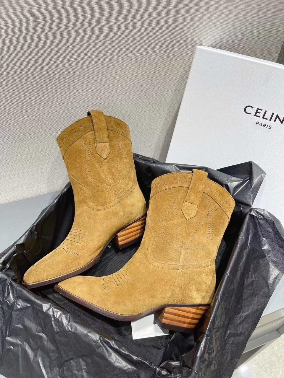 сапоги celine,ботинки женские celine,ботинки celine,ботинки celine 2025,сапоги казаки замшевые