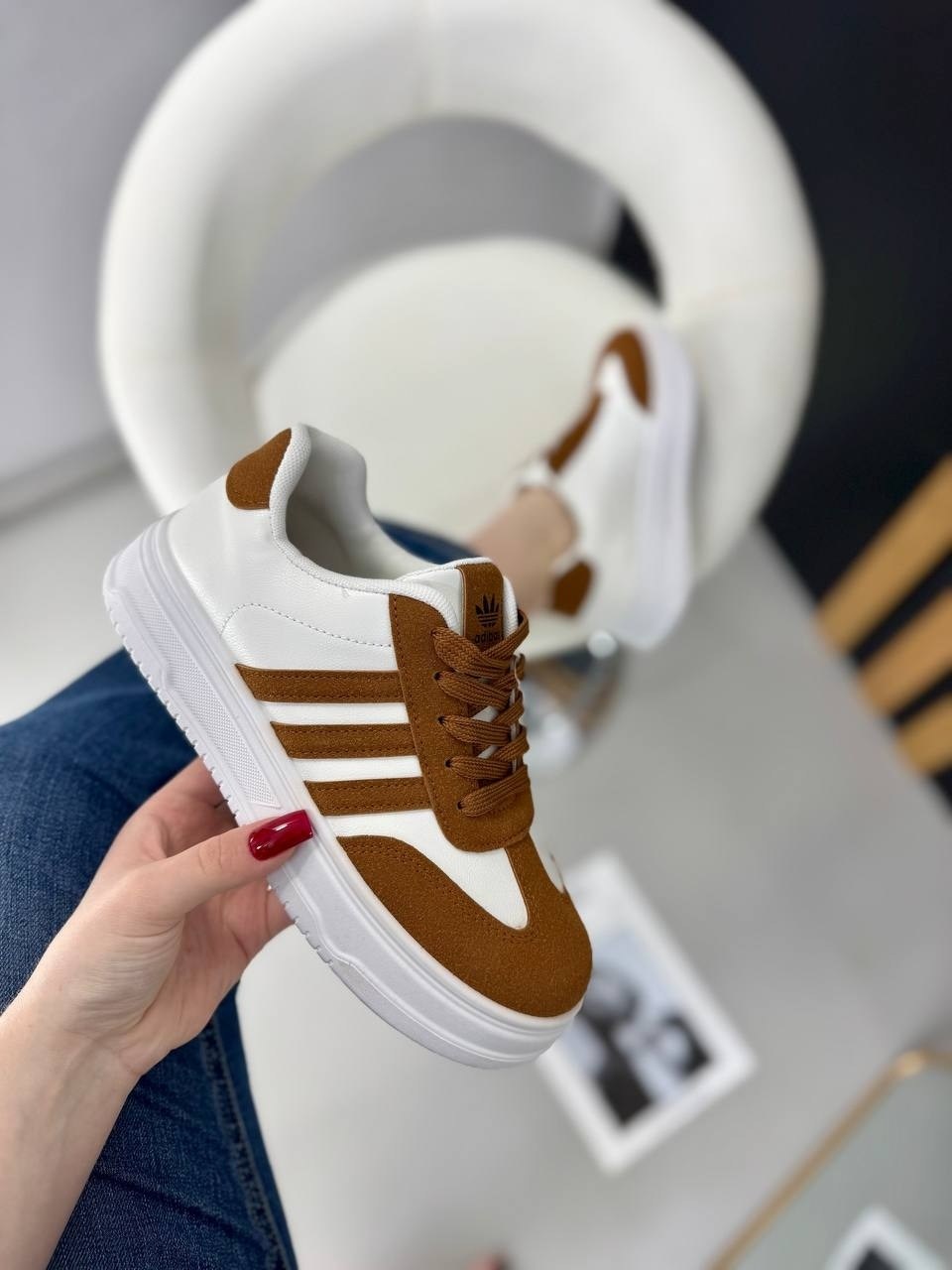 ,кроссовки женскиe,кроссовки для девушек,кроссы женские,кроссовка