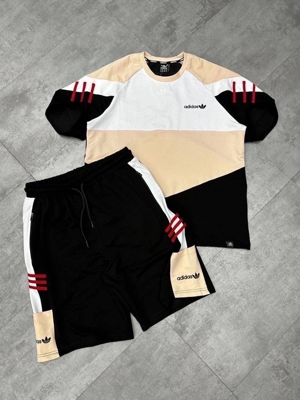 спортивные костюм,спортивные костюмы мужские,спортивный костюм adidas,мужская спортивная одежда,футболка и шорты костюм