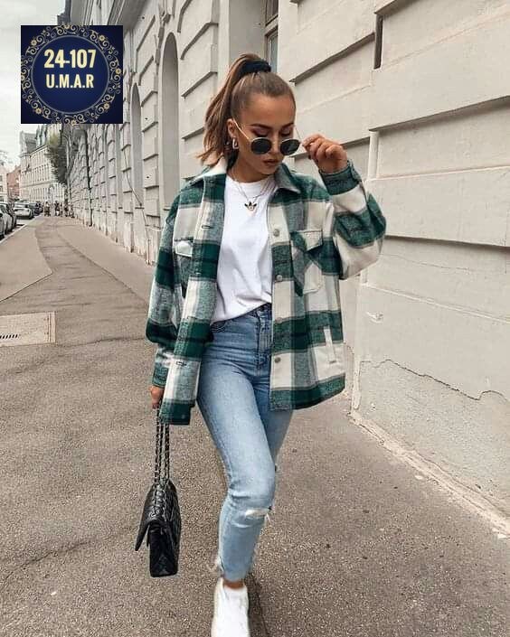 рубашка в клетку оверсайз женская,образы с клетчатой рубашкой оверсайз,повседневный стиль одежды,повседневный стиль,модная рубашка женская оверсайз