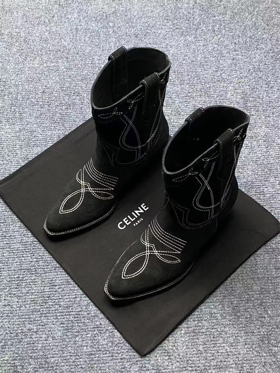 сапоги celine,ботинки женские celine,ботинки celine,ботинки celine 2025,сапоги казаки замшевые