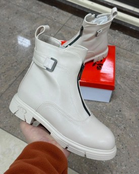 Ботинки