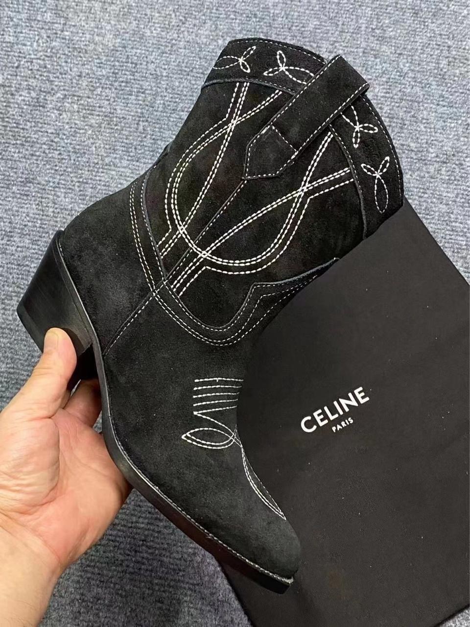 сапоги celine,ботинки женские celine,ботинки celine,ботинки celine 2025,сапоги казаки замшевые