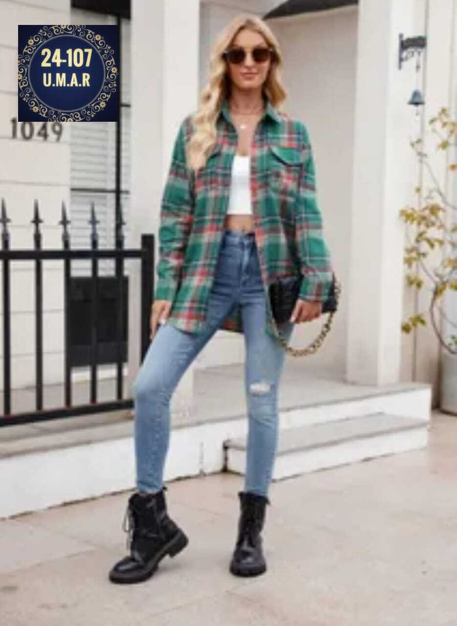 рубашка в клетку оверсайз женская,образы с клетчатой рубашкой оверсайз,повседневный стиль одежды,повседневный стиль,модная рубашка женская оверсайз