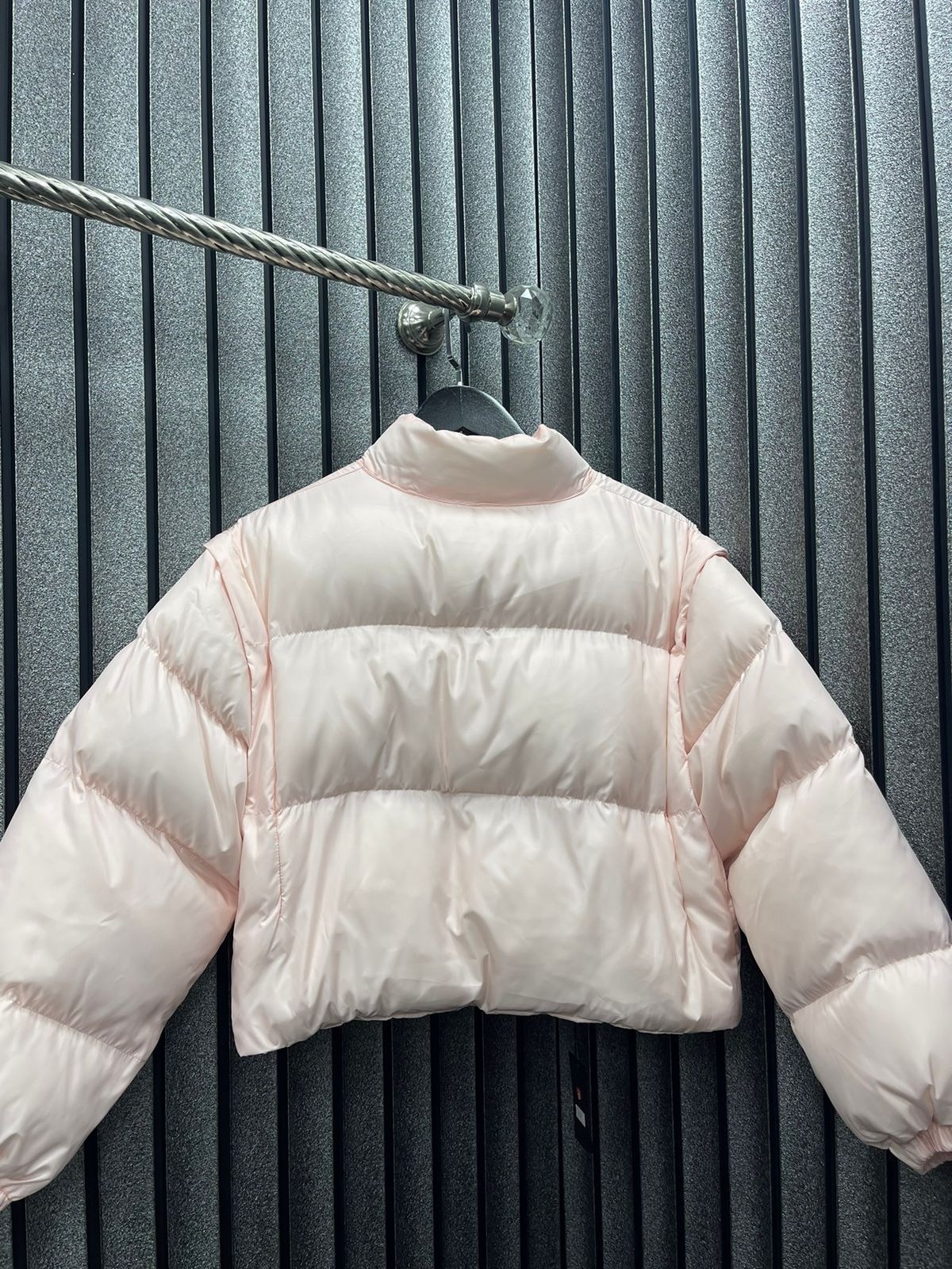 куртка пуховик,куртка модная,куртка женская,зимние куртки,стильная куртка