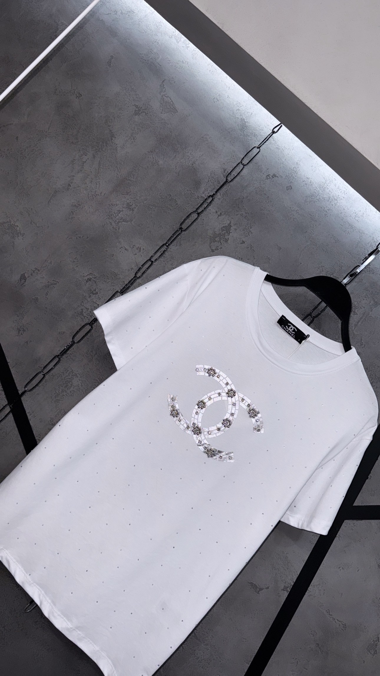 футболка шанель,женская футболка,футболка chanel,футболки модные,одежда шанель