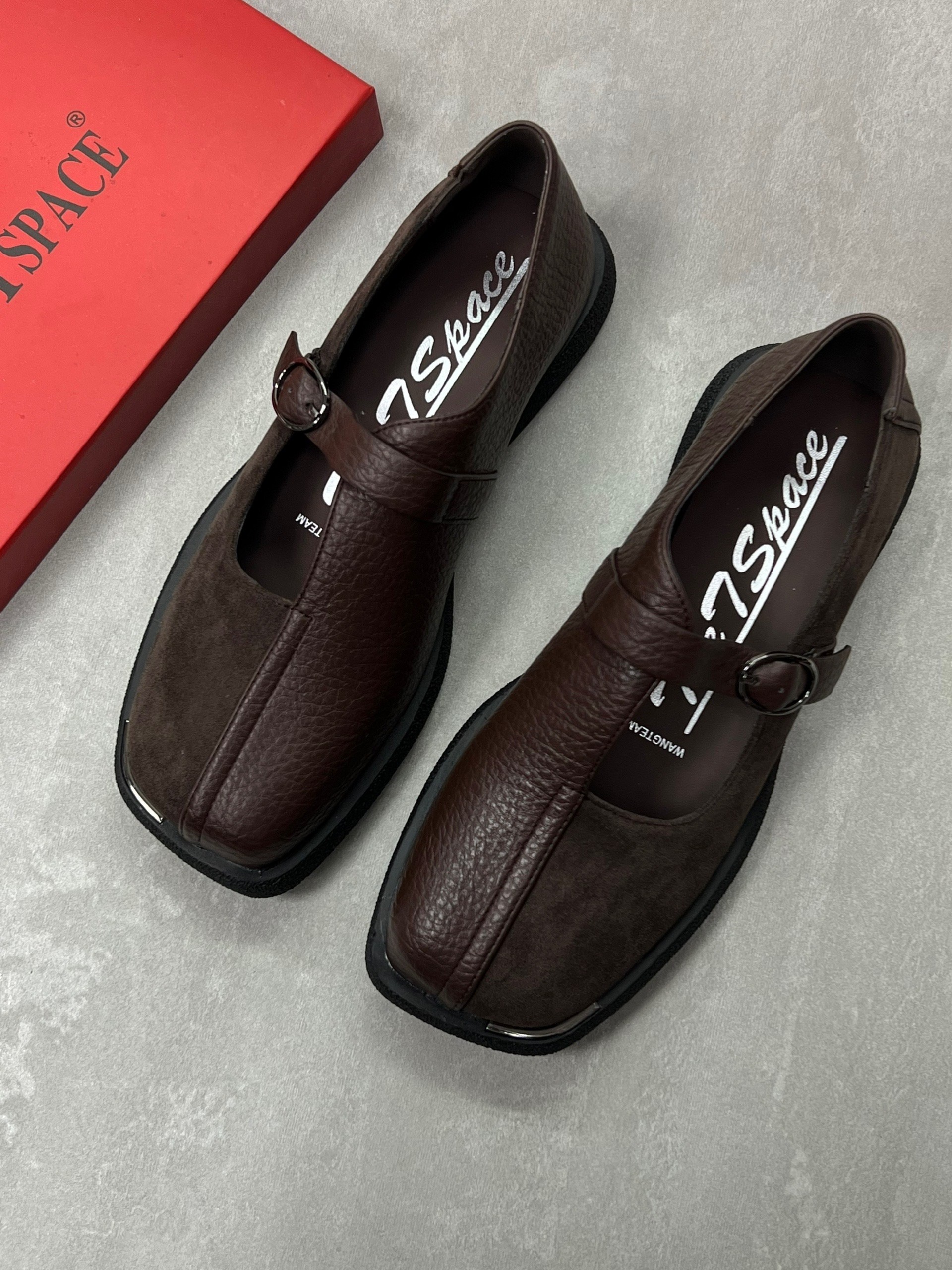 ,женская ,модные туфли,лоферы женские,женские туфли на плоской подошве