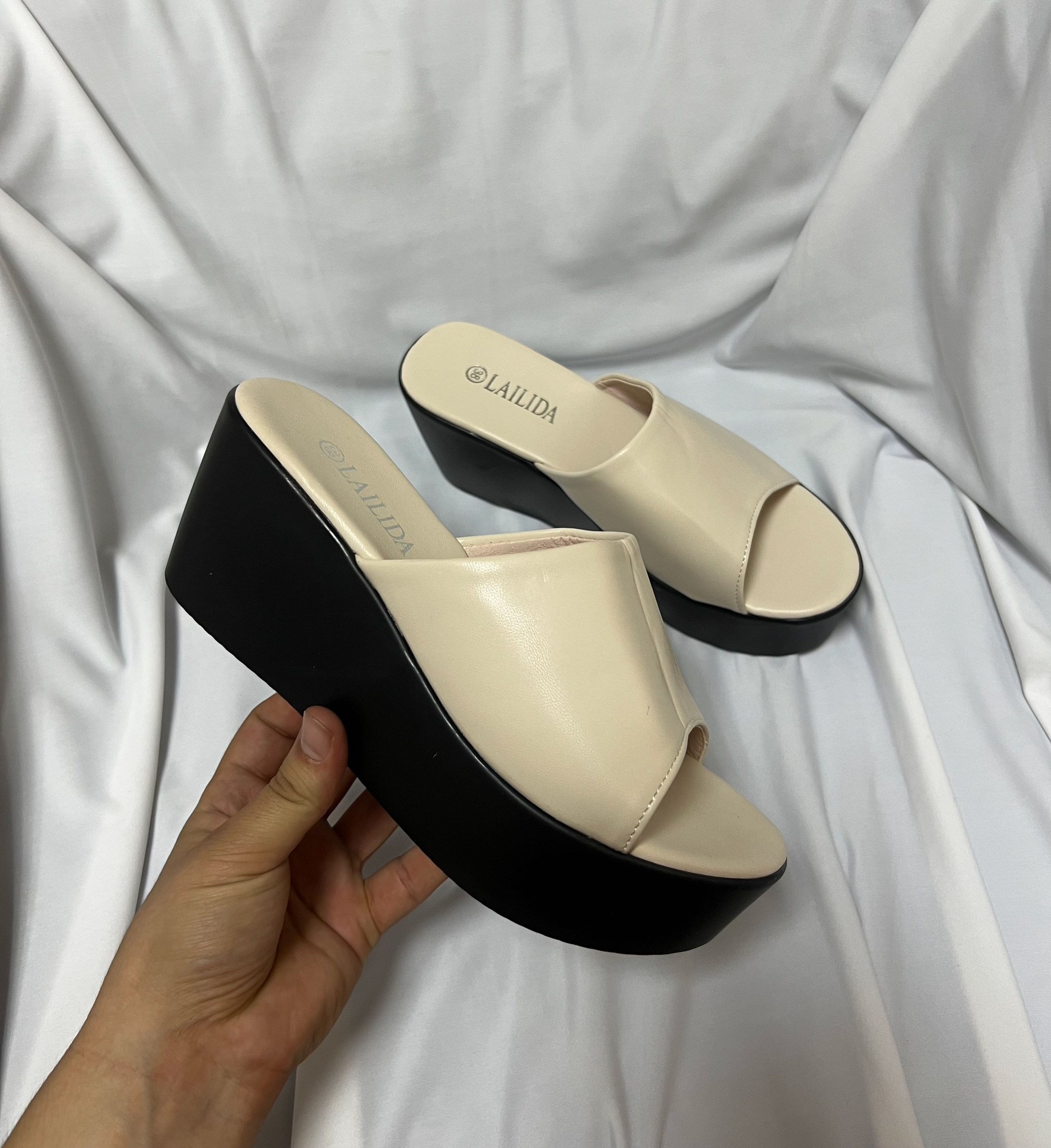 ,шлепанцы женские,шлепки на платформе,сабо женские,босоножки на платформе