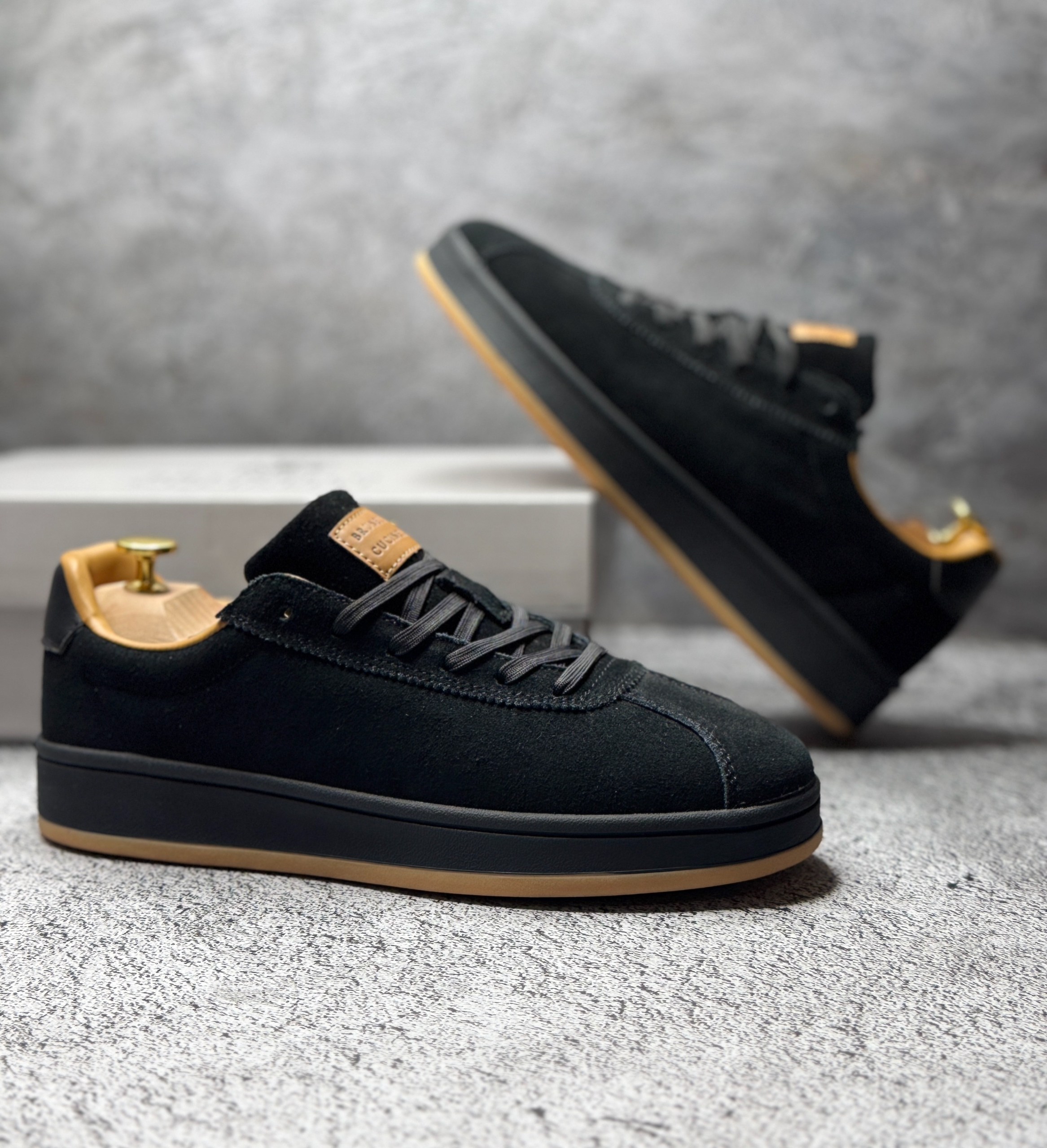 ,мужской кроссовки,замшевые кроссовки,модные мужские кеды,кеды мужские