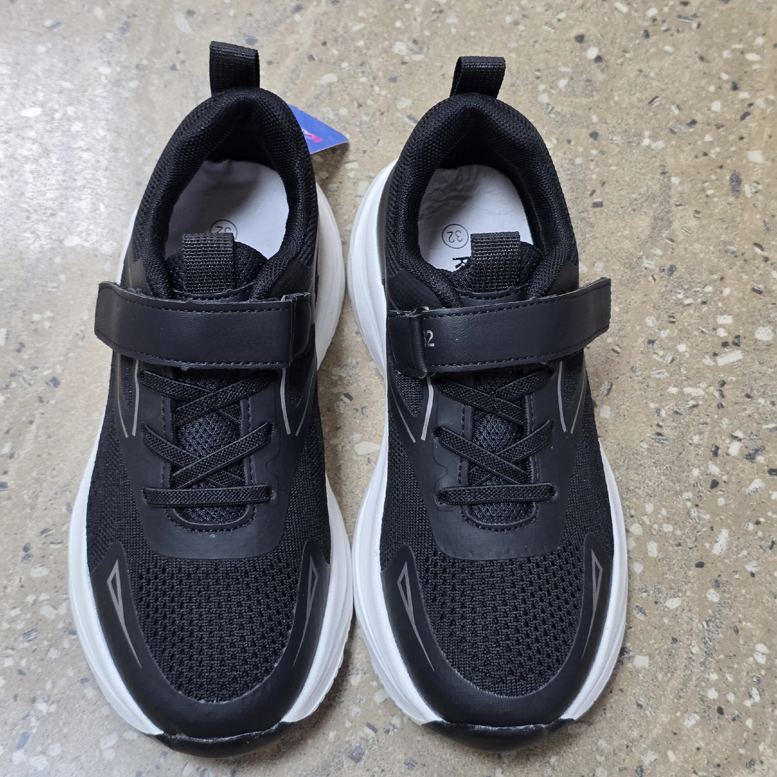 кроссовки,детские кроссовки,кроссовки летни,кроссовки мальчику,baas кроссовки