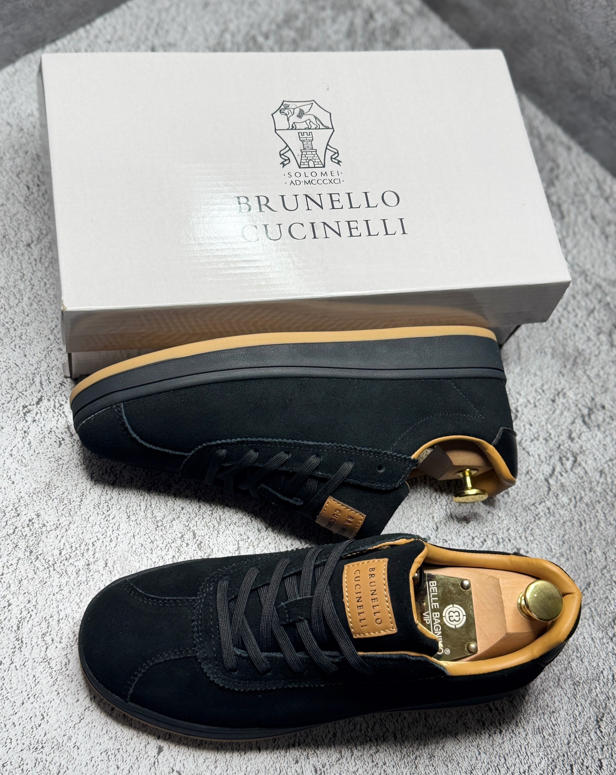 ,мужской кроссовки,замшевые кроссовки,модные мужские кеды,кеды мужские