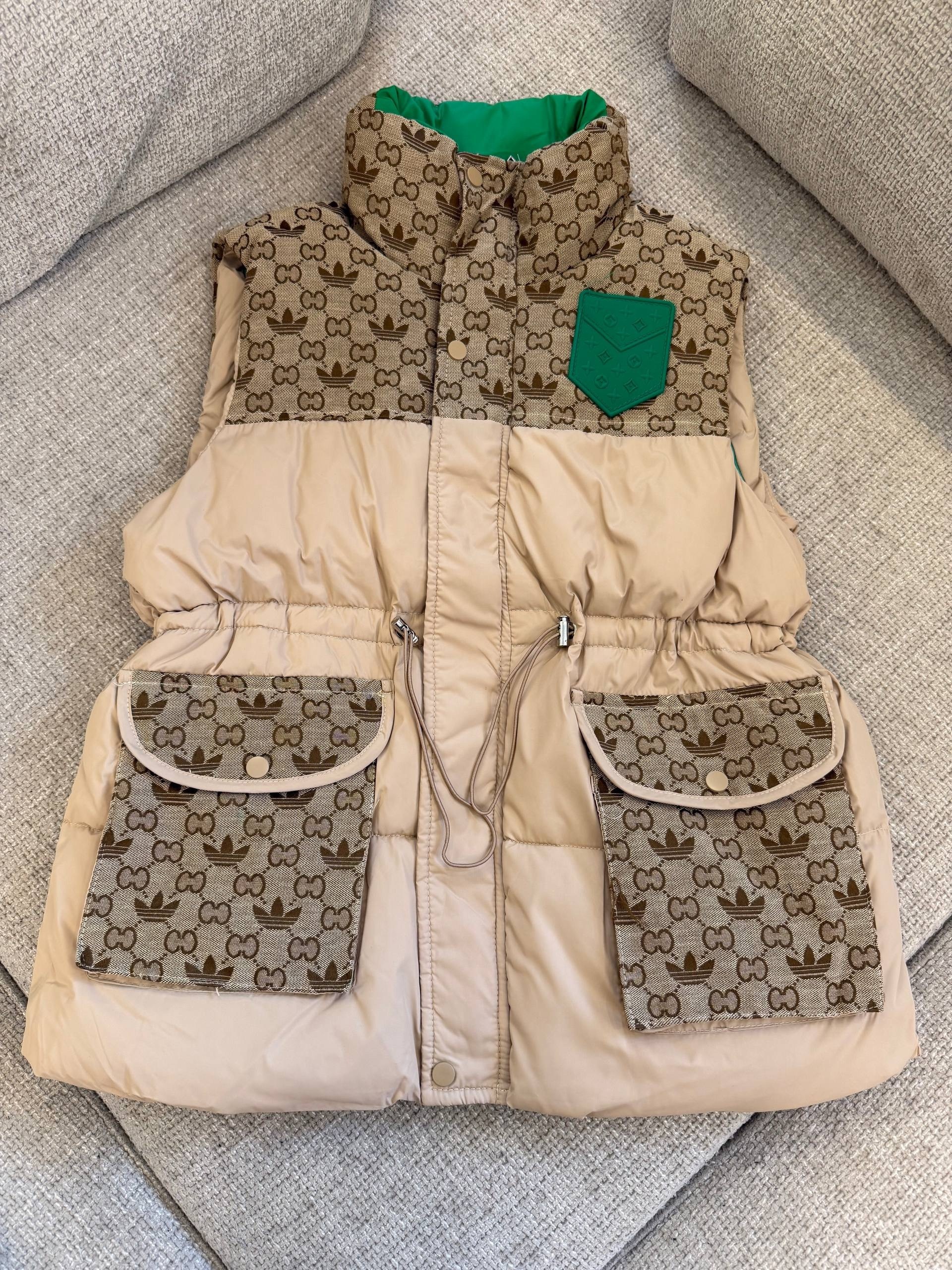 жилетка,жилет,жилетка женская,теплый жилет,стильный жилет