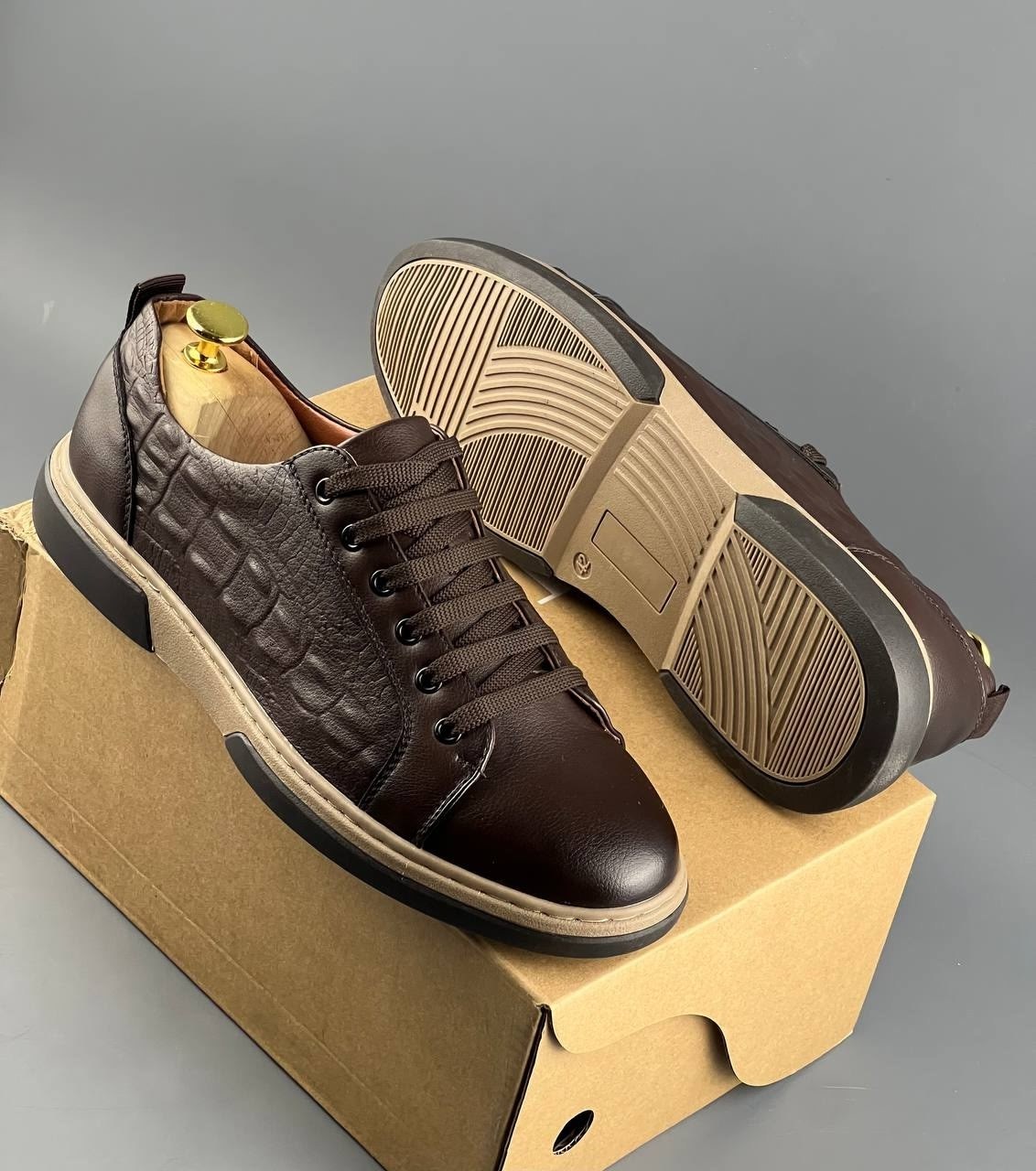 ,мужской кроссовки,мужская кожаная ,мужской обуви,брендовая