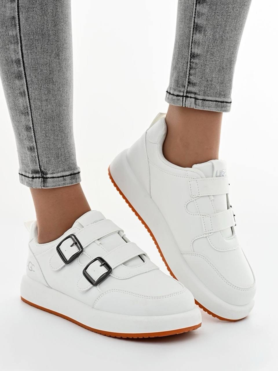 ,кроссовки эко,кроссовки эко кожа,женская ,женские кроссовки