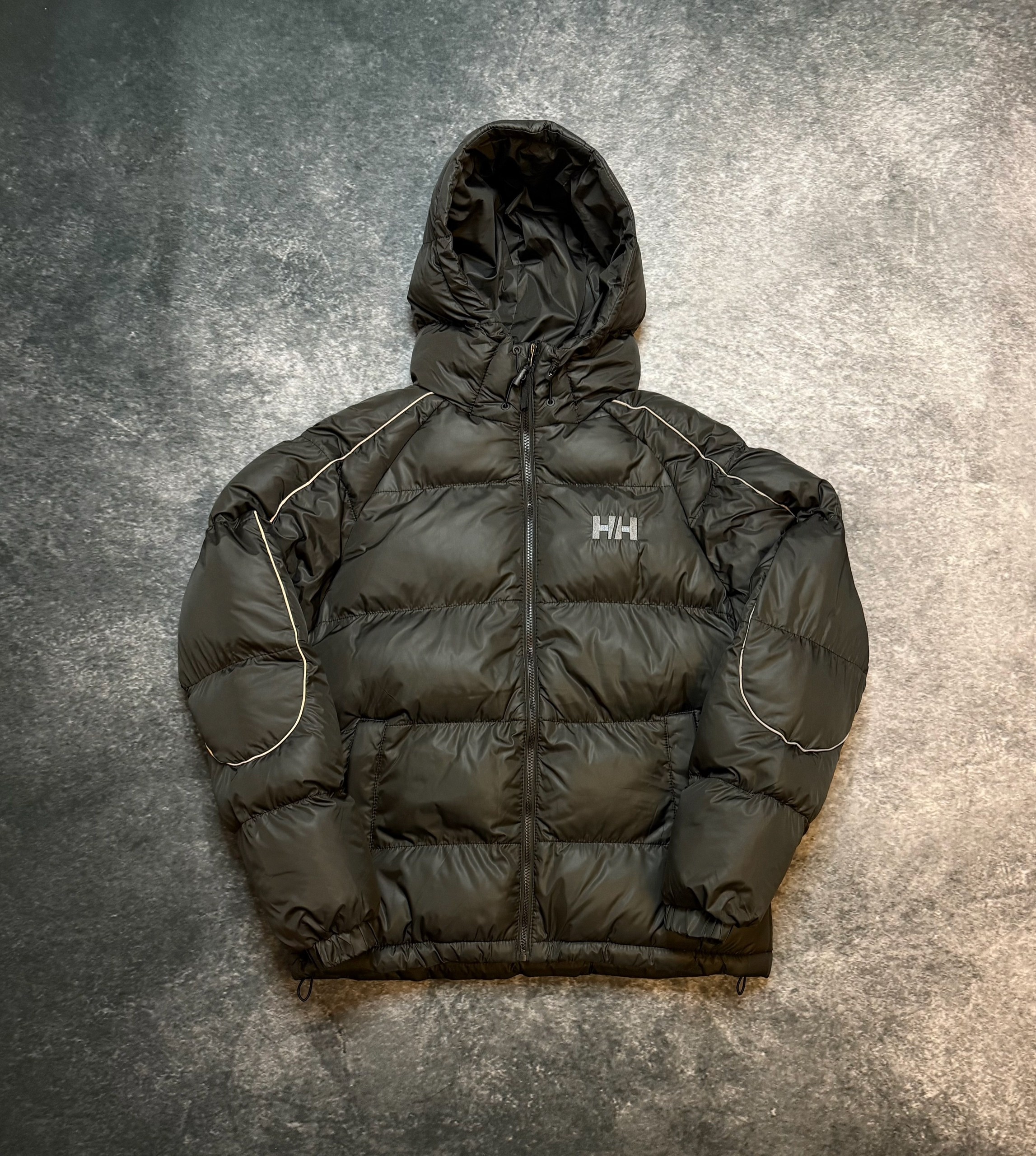 мужские пуховики helly hansen,куртка helly hansen,helly hansen пуховик,куртка хелли хансен,helly hansen мужской пуховик active puffy