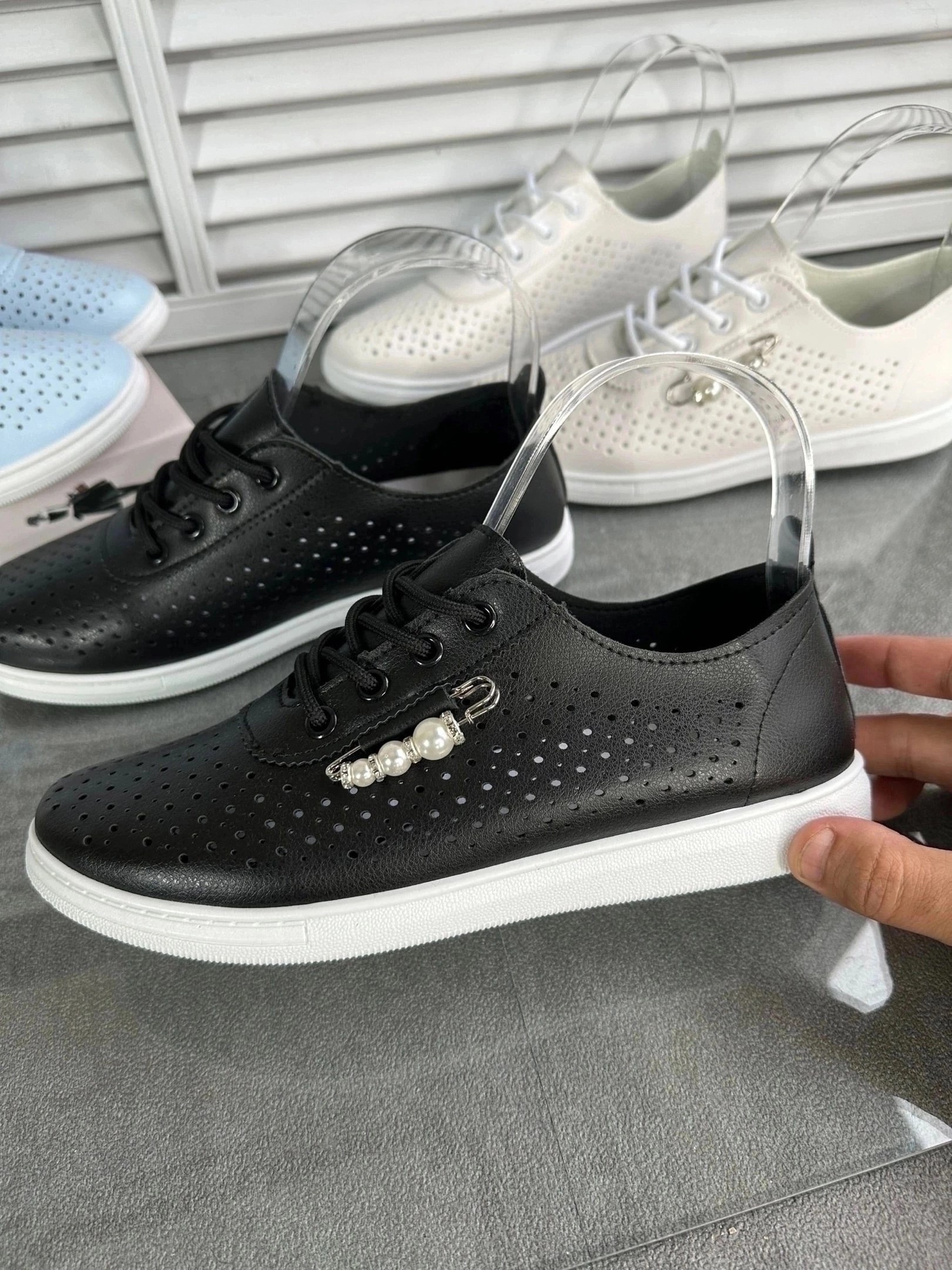 ,кеды с перфорацией женские,кеды женски,кеды с перфорацией,кеды женские летние