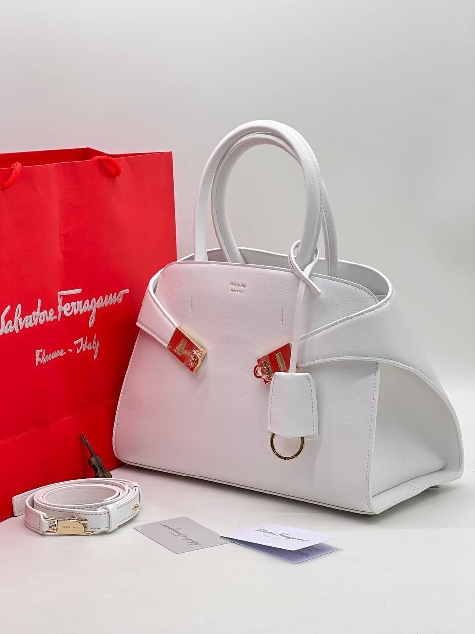 женская сумка,salvatore ferragamo сумка,брендовые сумочки,сумочка женская,сумка