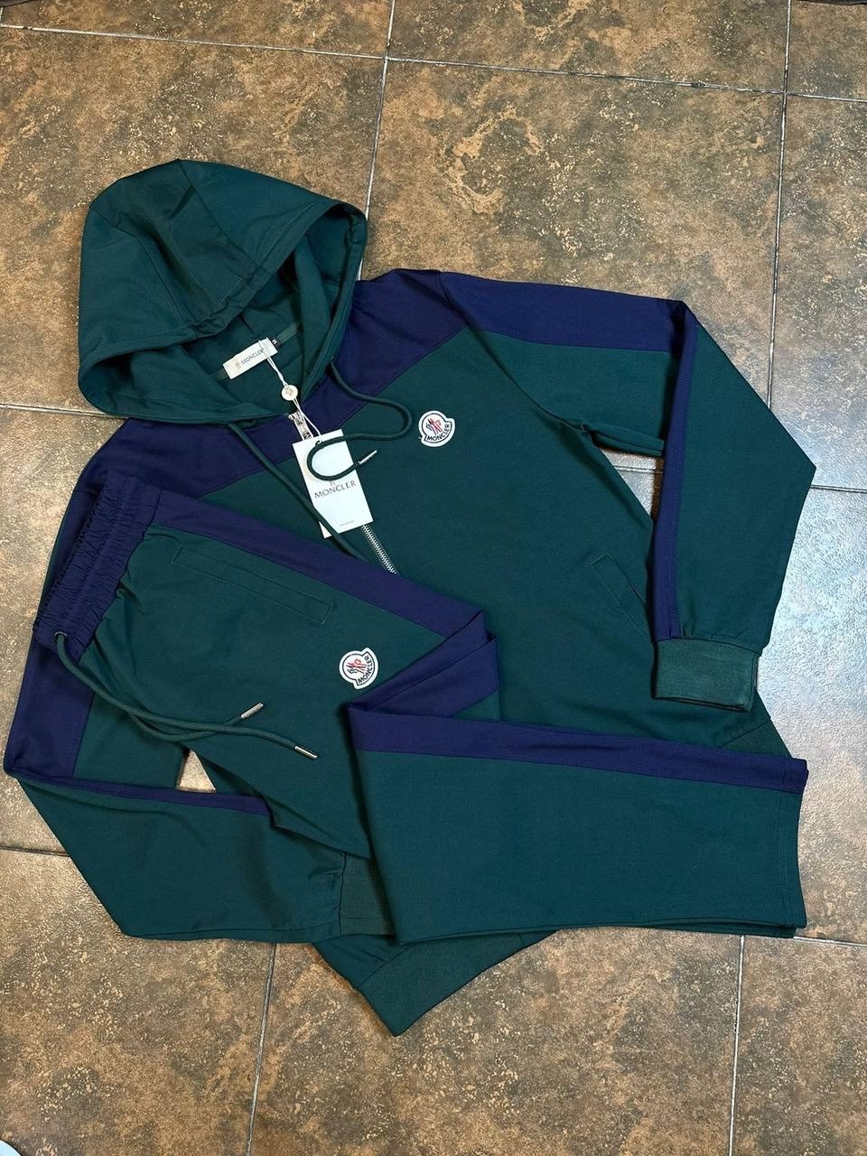 мужские спортивные костюмы,спортивные костюм,спортивный костюм armani,спортивный костюм спортивные костюмы,костюм прада