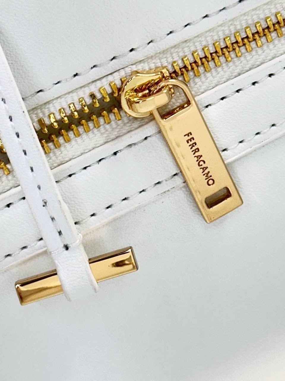 женская сумка,salvatore ferragamo сумка,брендовые сумочки,сумочка женская,сумка