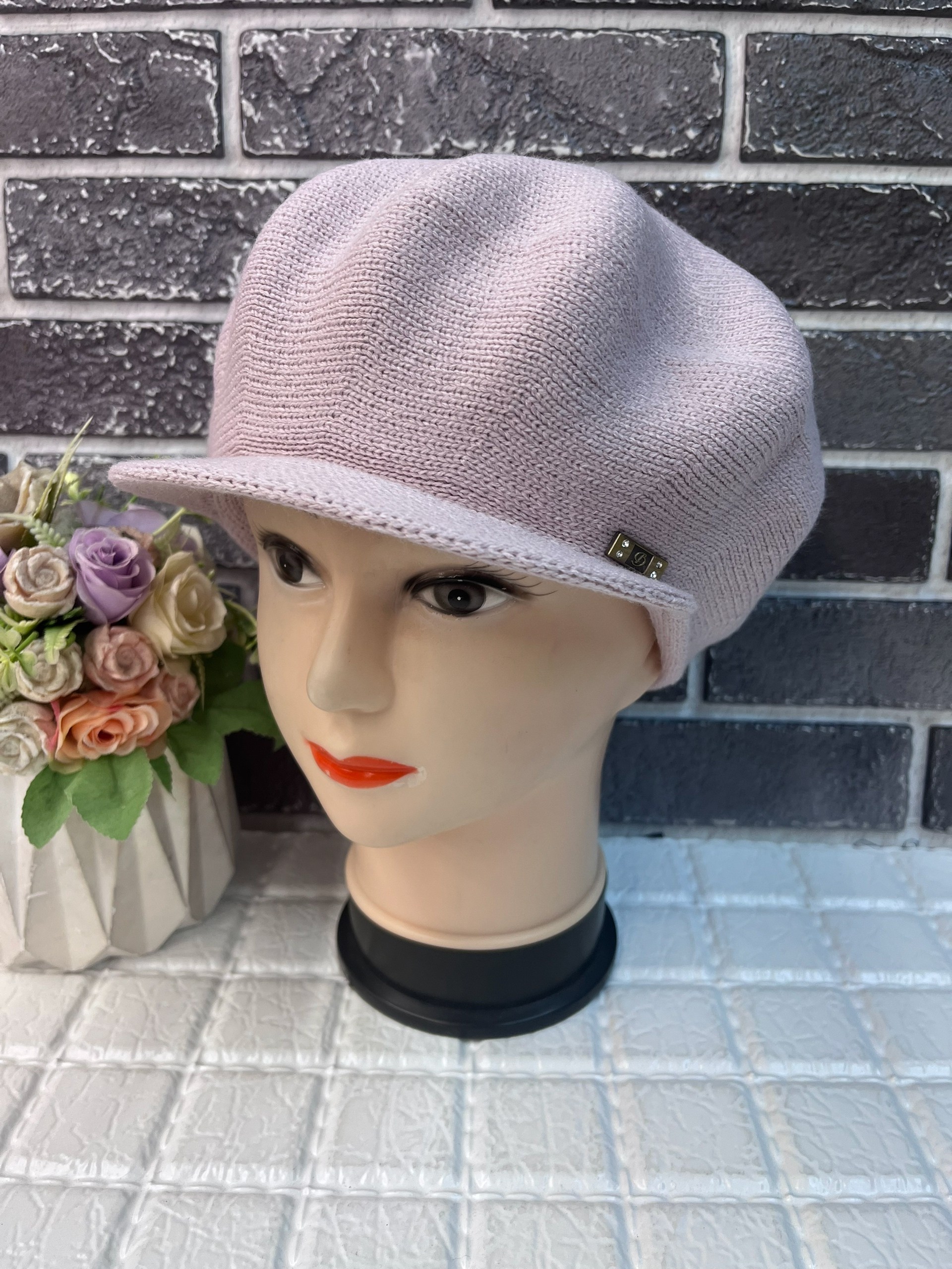 кепка женская,берет женский,шапка для женщин,женские головные уборы,шапка женская