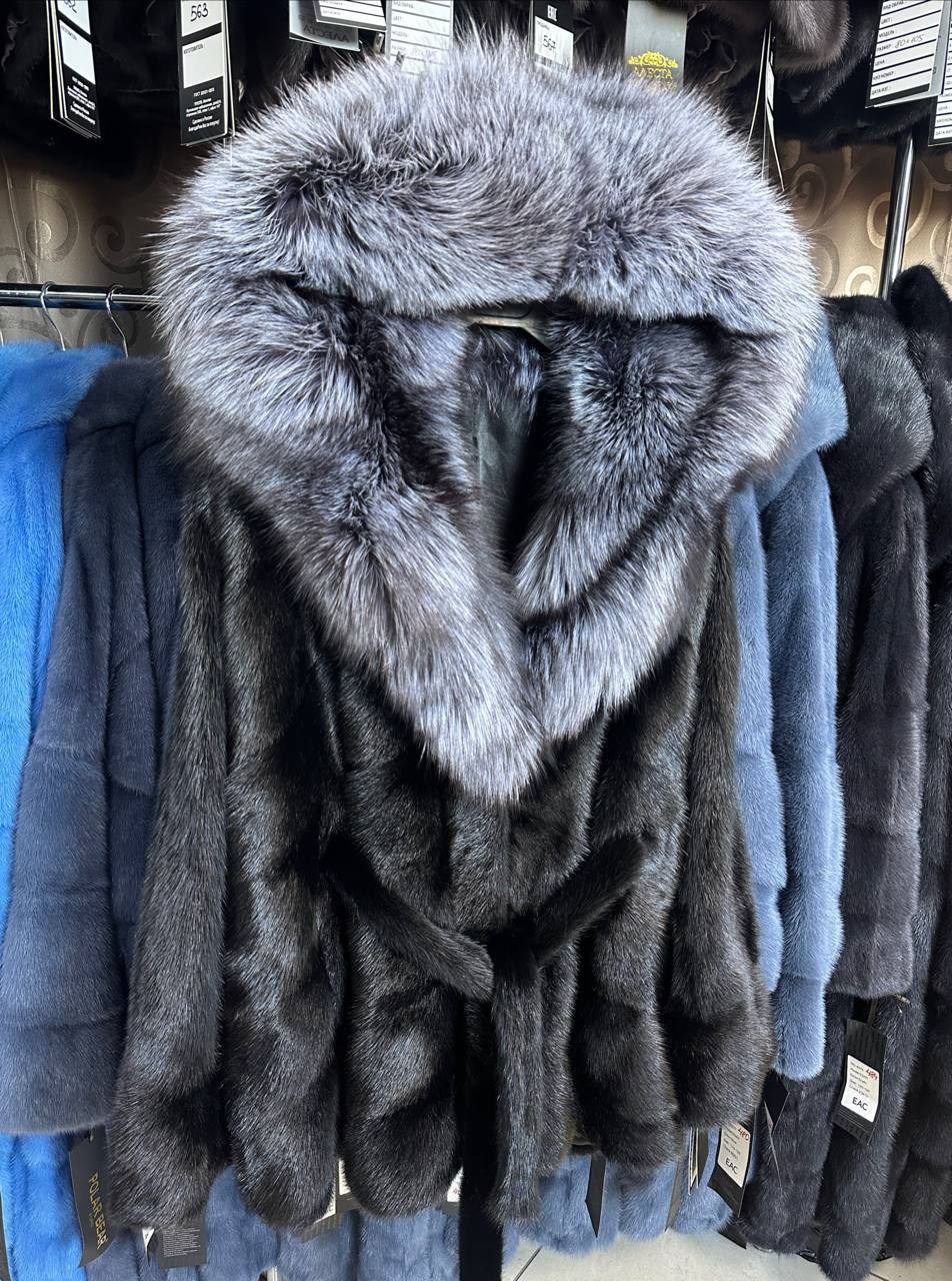 норковая шуба с капюшоном,шуба с капюшоном,шубы норковые,шуба норка,шуба из норки с капюшоном