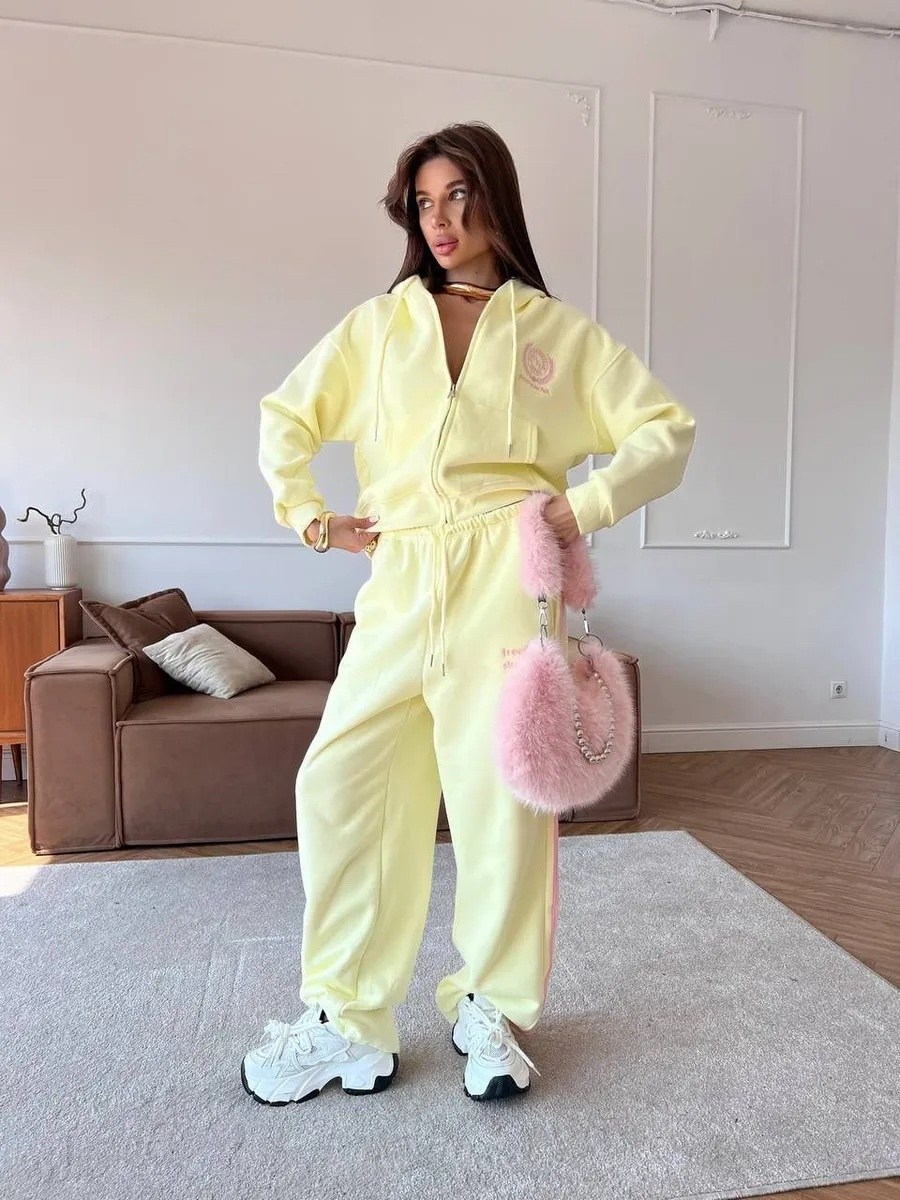 спортивные костюмы женские,спортивные костюмы,костюм со штанами,женские костюмы,костюм спорт