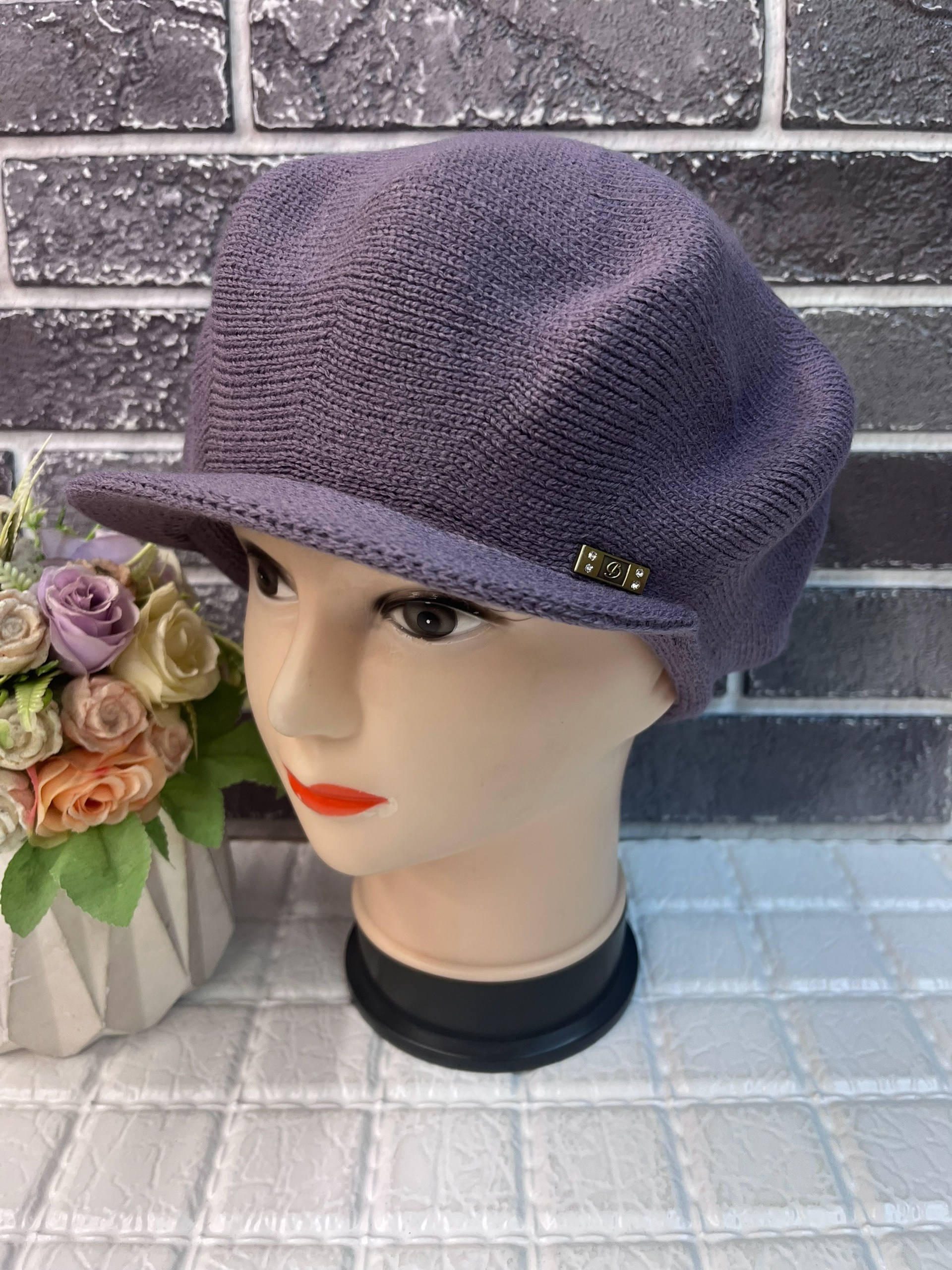 кепка женская,берет женский,шапка для женщин,женские головные уборы,шапка женская