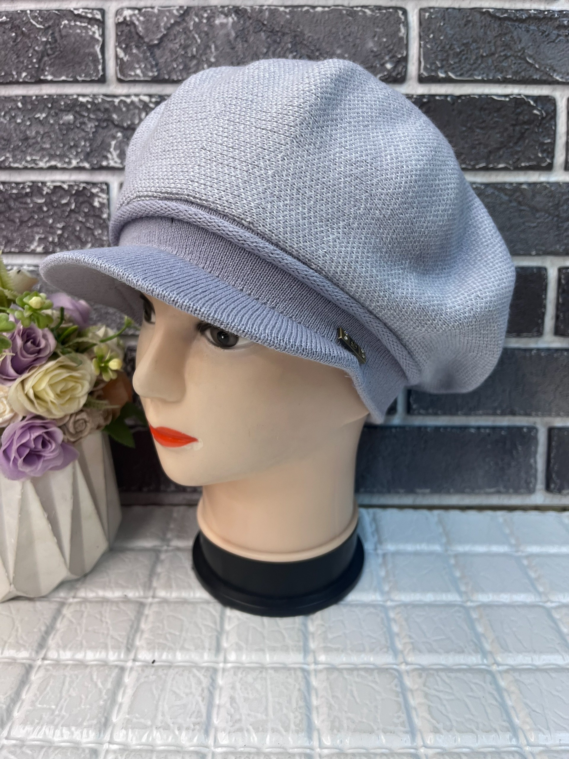 кепка женская,шапка женская,вязаная шапка женская,шапка женская с козырьком,берет с козырьком