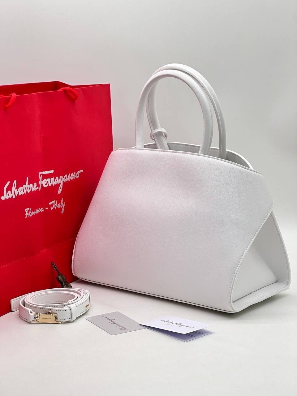 женская сумка,salvatore ferragamo сумка,брендовые сумочки,сумочка женская,сумка