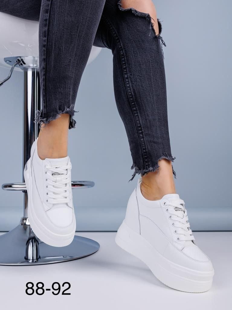 белые кеды найк женские мода 2022,женские белые кроссовки,женские белые кеды,,стильные кроссовки женские