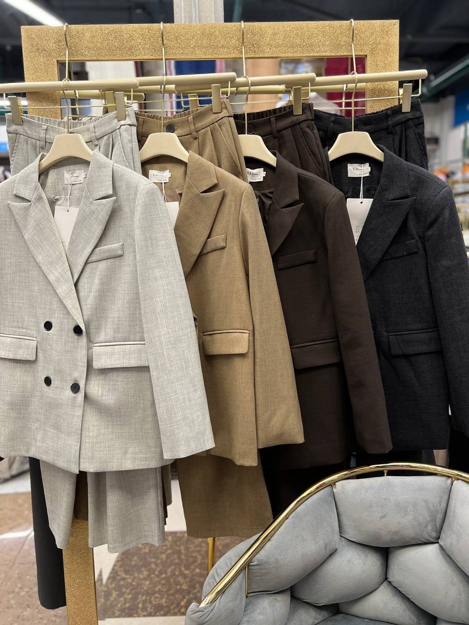 деловой костюм,жакет,пиджак,пиджак свободного кроя,классические костюмы