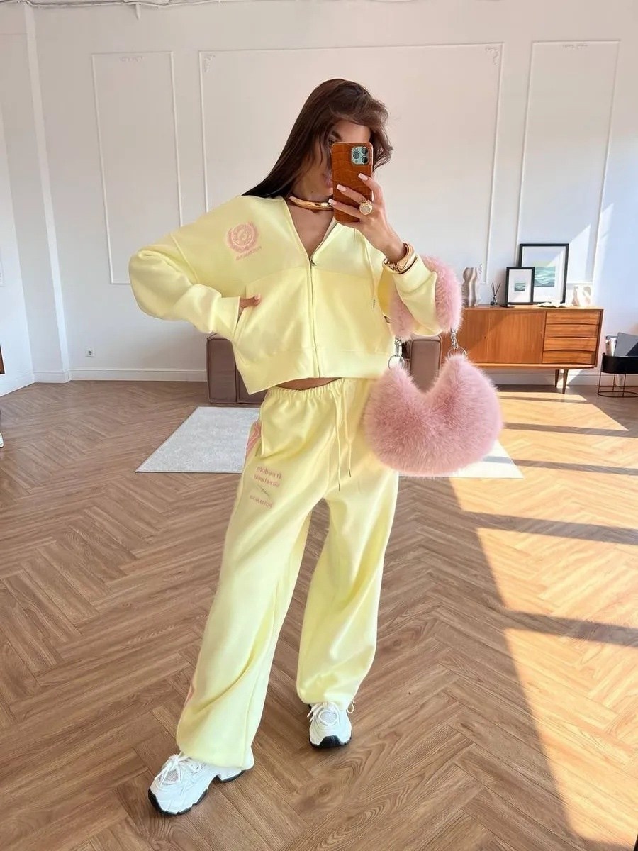 спортивные костюмы женские,спортивные костюмы,костюм со штанами,женские костюмы,костюм спорт