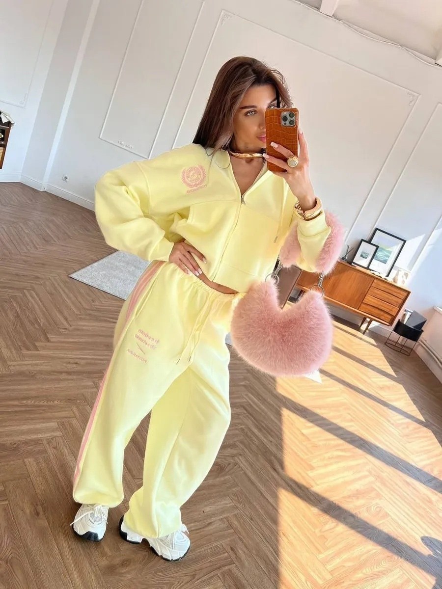 спортивные костюмы женские,спортивные костюмы,костюм со штанами,женские костюмы,костюм спорт