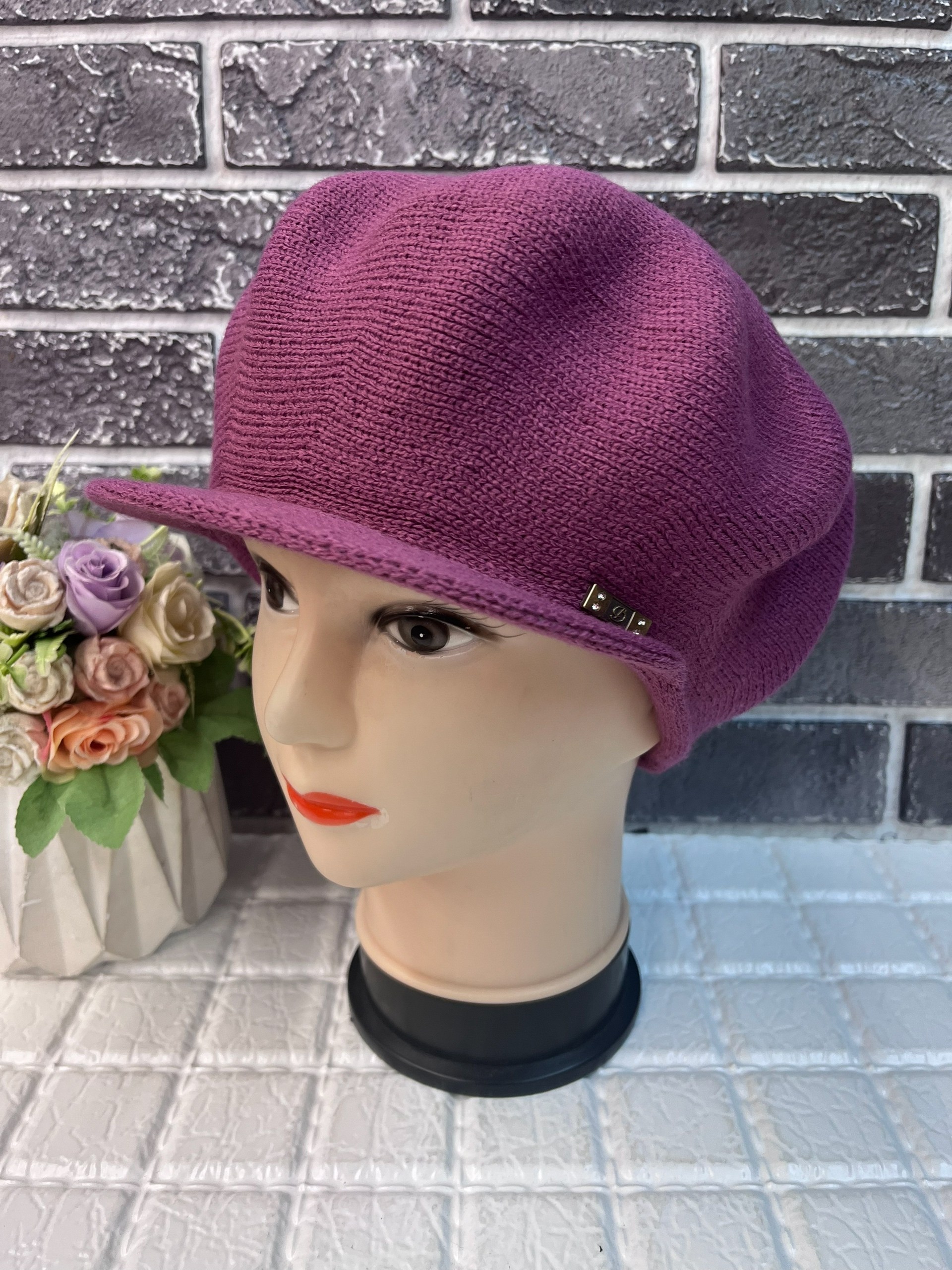 кепка женская,берет женский,шапка для женщин,женские головные уборы,шапка женская
