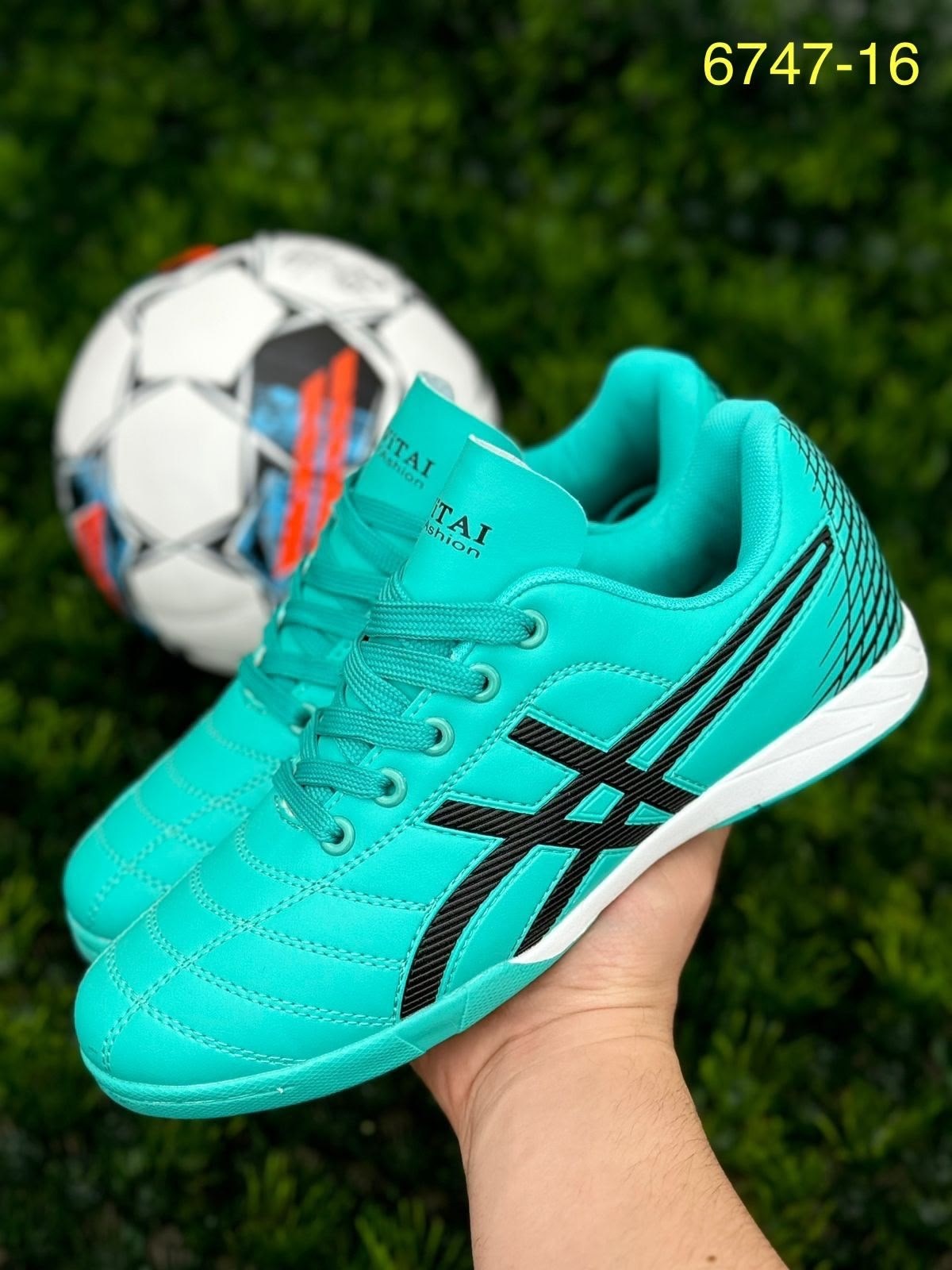 бутсы футбольные для зала футзалки детские,бутсы детские футбольные,футбольная ,футзалки детские,футбольная бутса