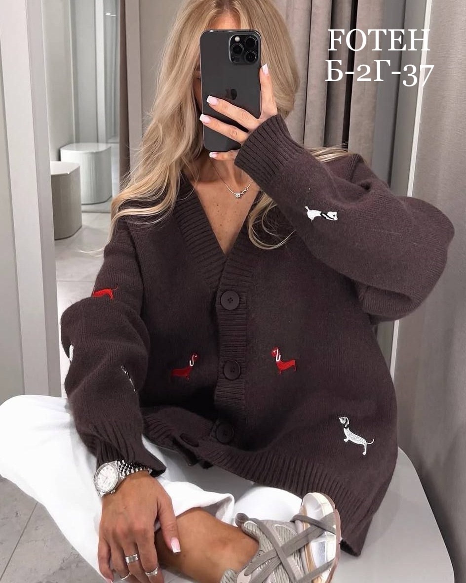 женская кофта,кофта толстовка,свитер с вышивкой,одежда на заказ,трикотажный свитер