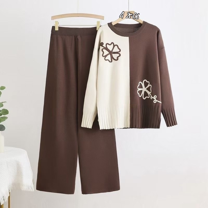 женский трикотажный костюм из двух предметов,трикотажные костюмы,брюки комплект,женский трикотажный костюм,комплект костюм