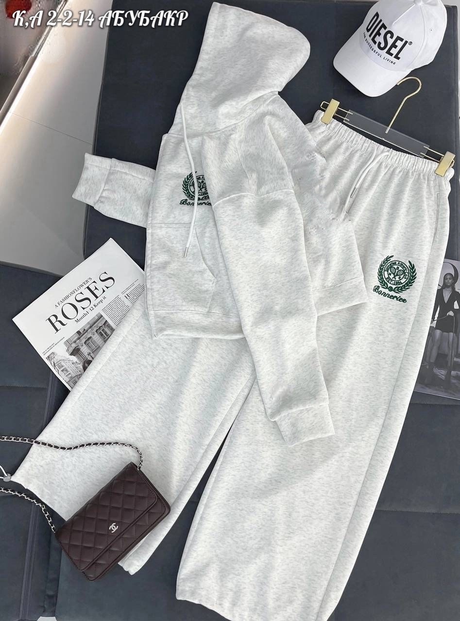 костюм женский спортивный,женские костюмы,спортивные костюм,женский костюм на флисе,костюм со штанами