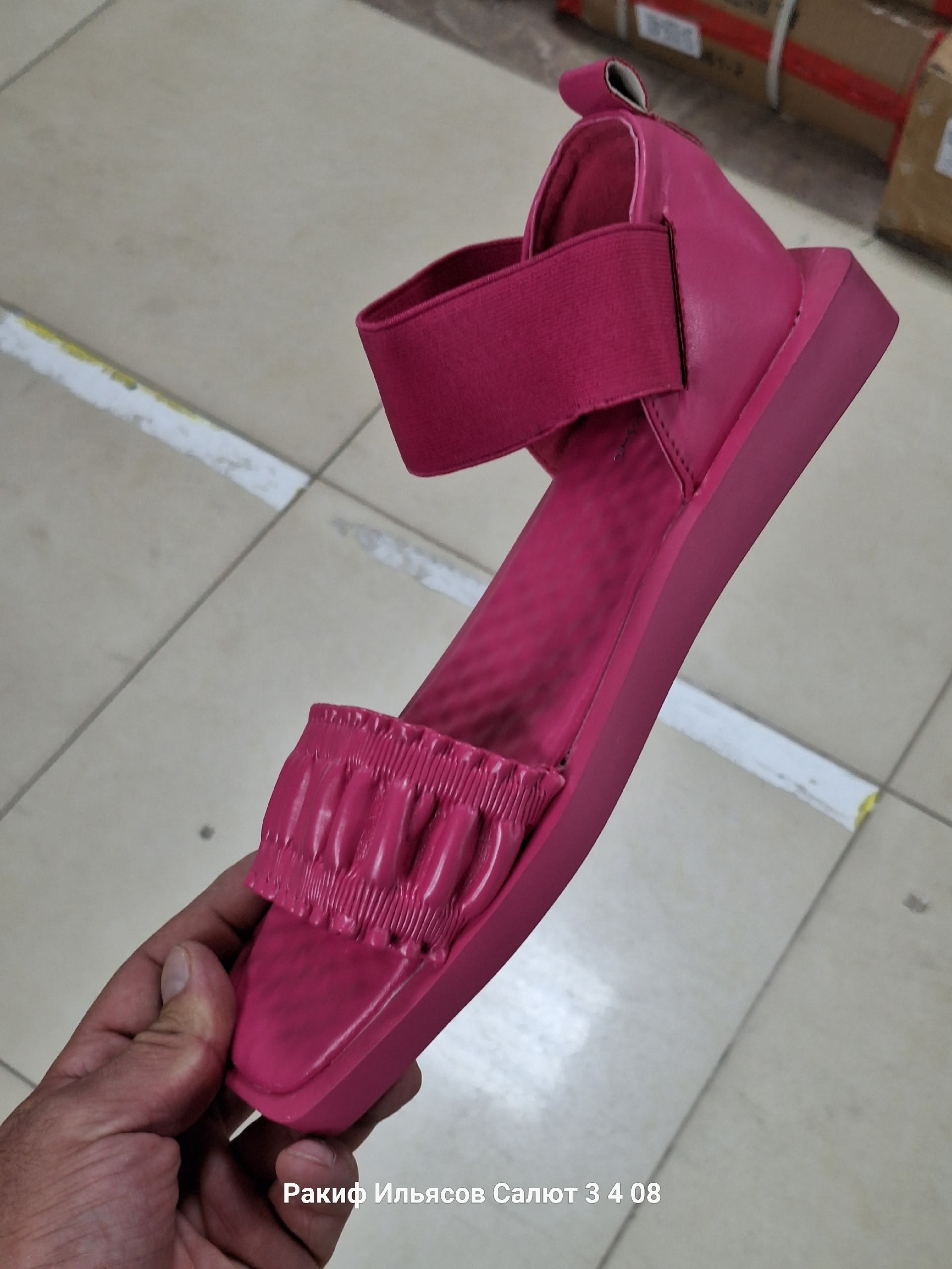 женские босоножки,модные босоножки,сандалии,сандалии женские,малиновые босоножки