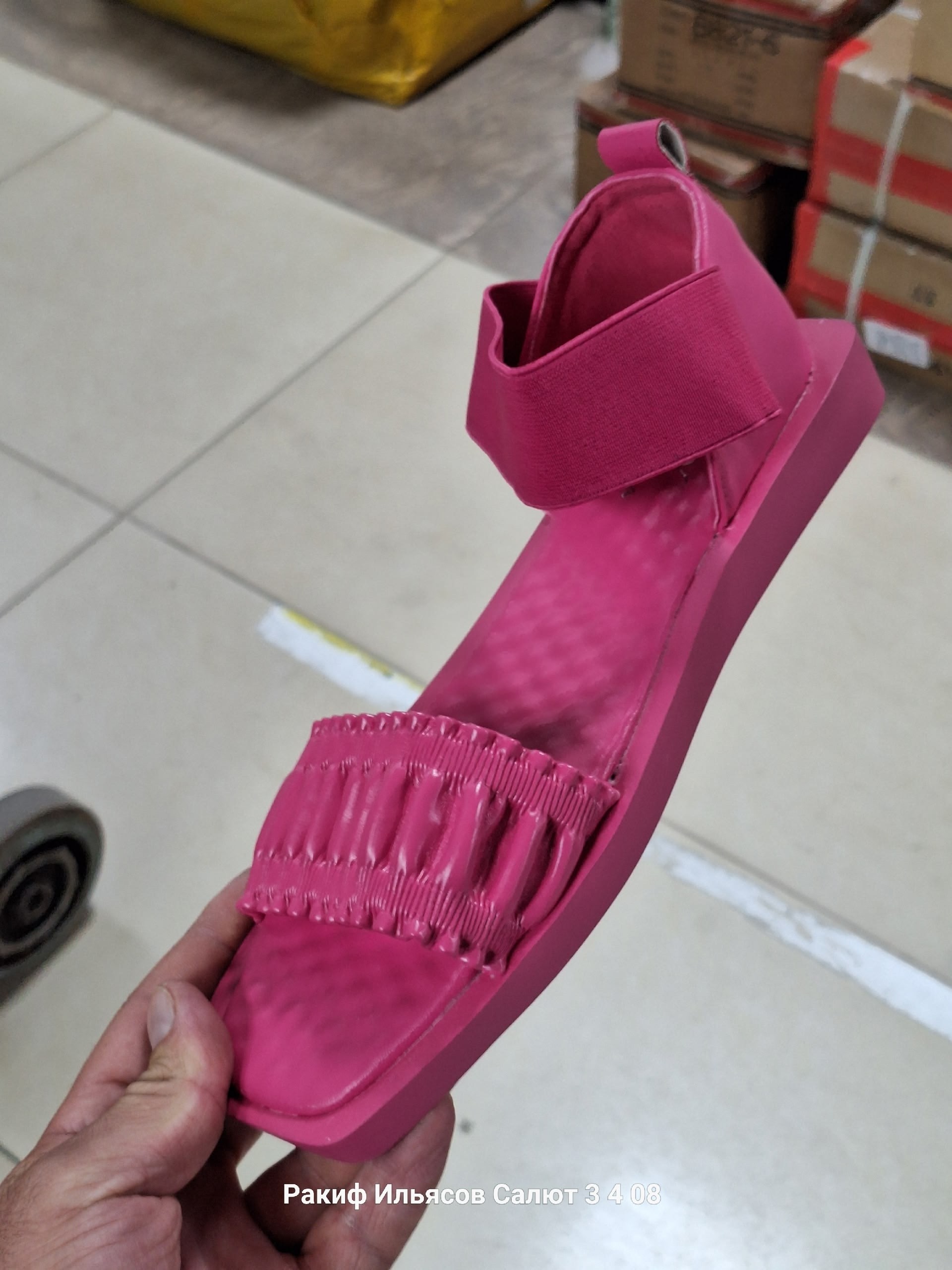 женские босоножки,модные босоножки,сандалии,сандалии женские,малиновые босоножки