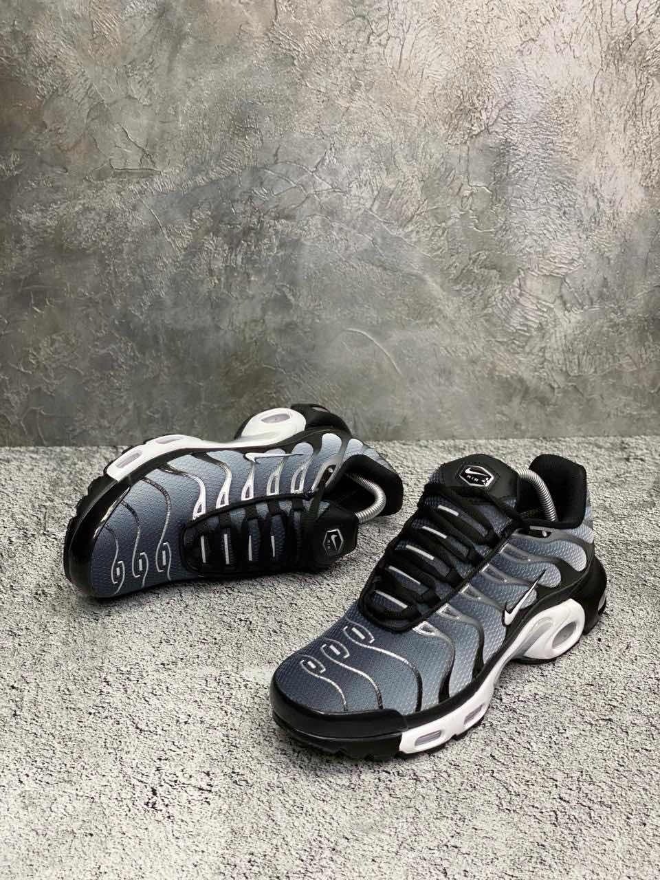 кроссовки nike air max tn plus,кроссовки nike air max tn plus мужские,кроссовки мужские nike air max tn,кроссовки мужские nike,nike air max tn plus