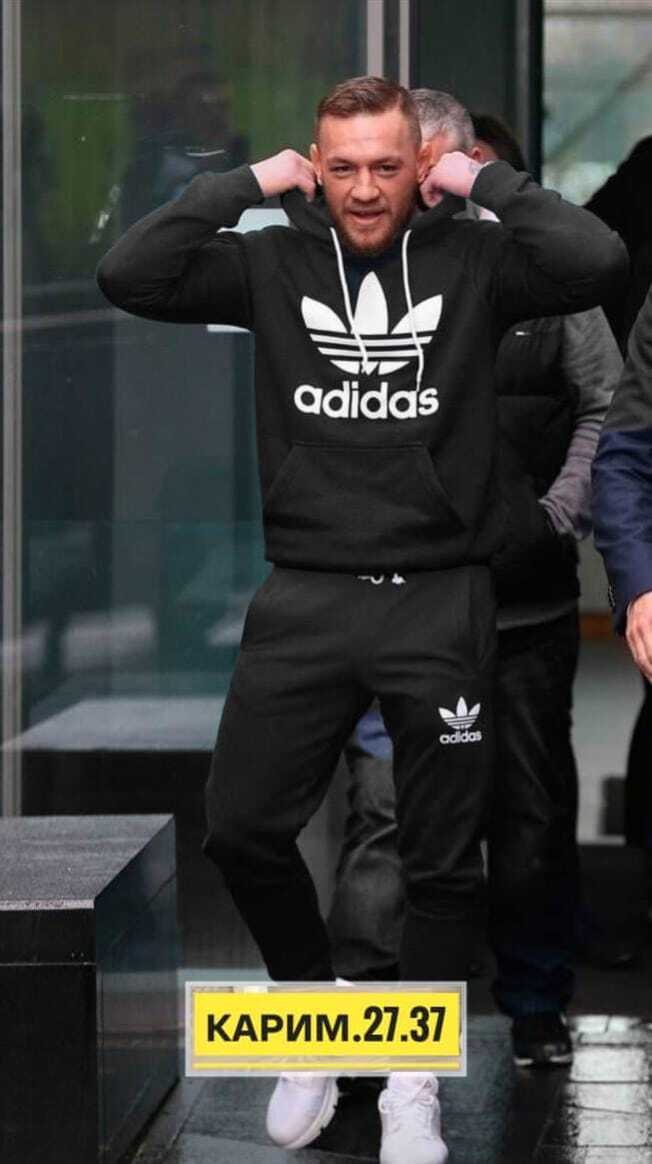 конор макгрегор в адидасе,мужской спортивный костюм adidas,conor mcgregor,конора макгрегора,спортивные костюмы мужские