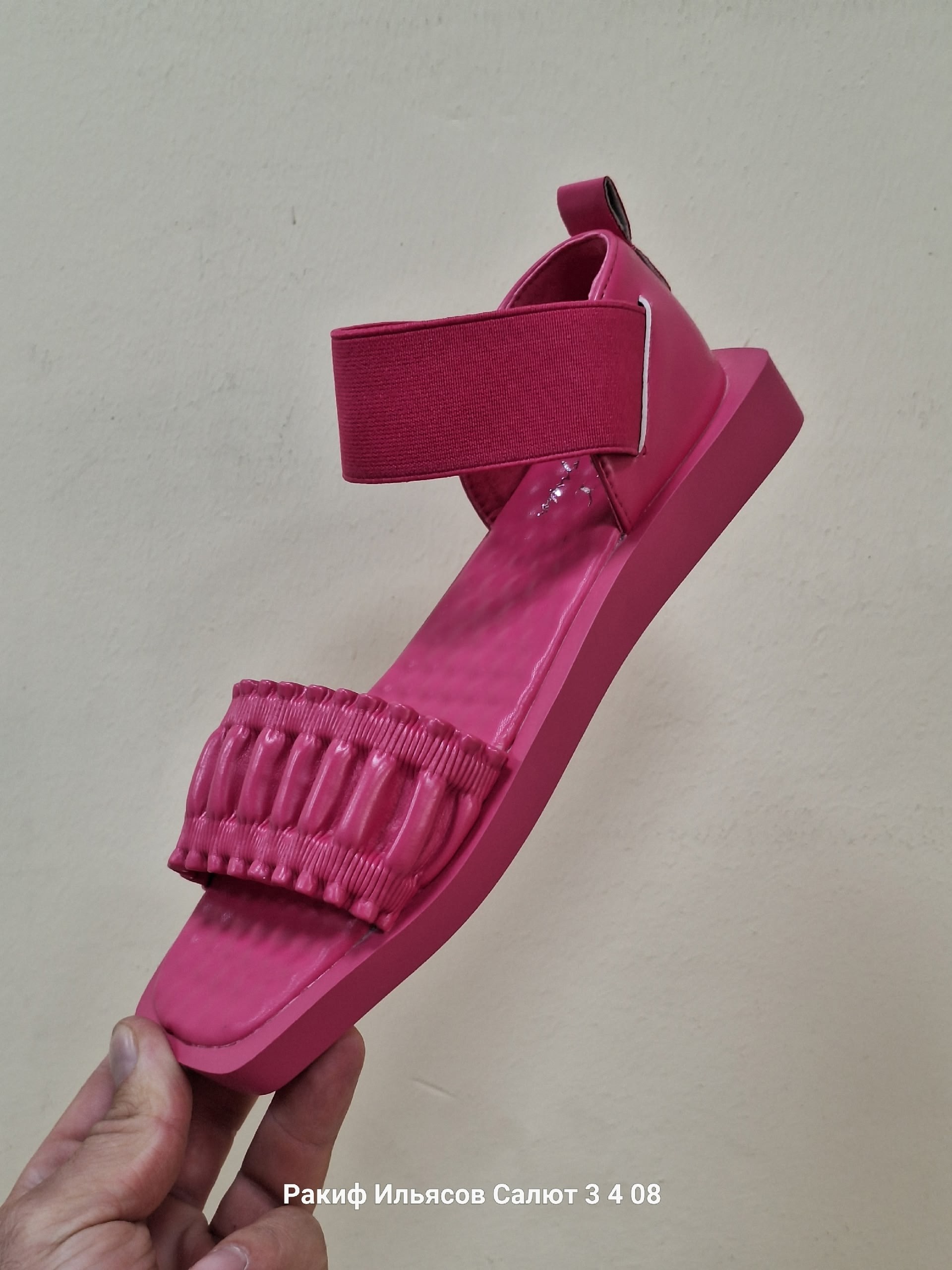 женские босоножки,модные босоножки,сандалии,сандалии женские,малиновые босоножки