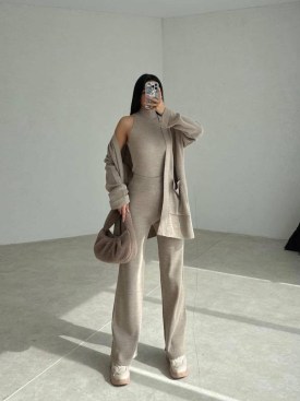 Костюм